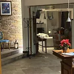 Smilen Hotel