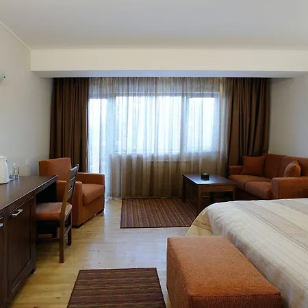 Smilen Hotel