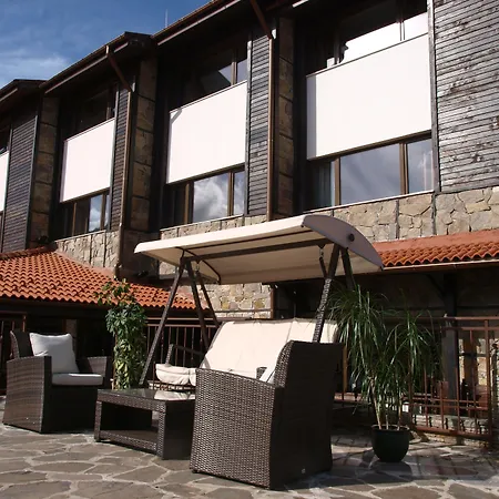 Smilen Hotel